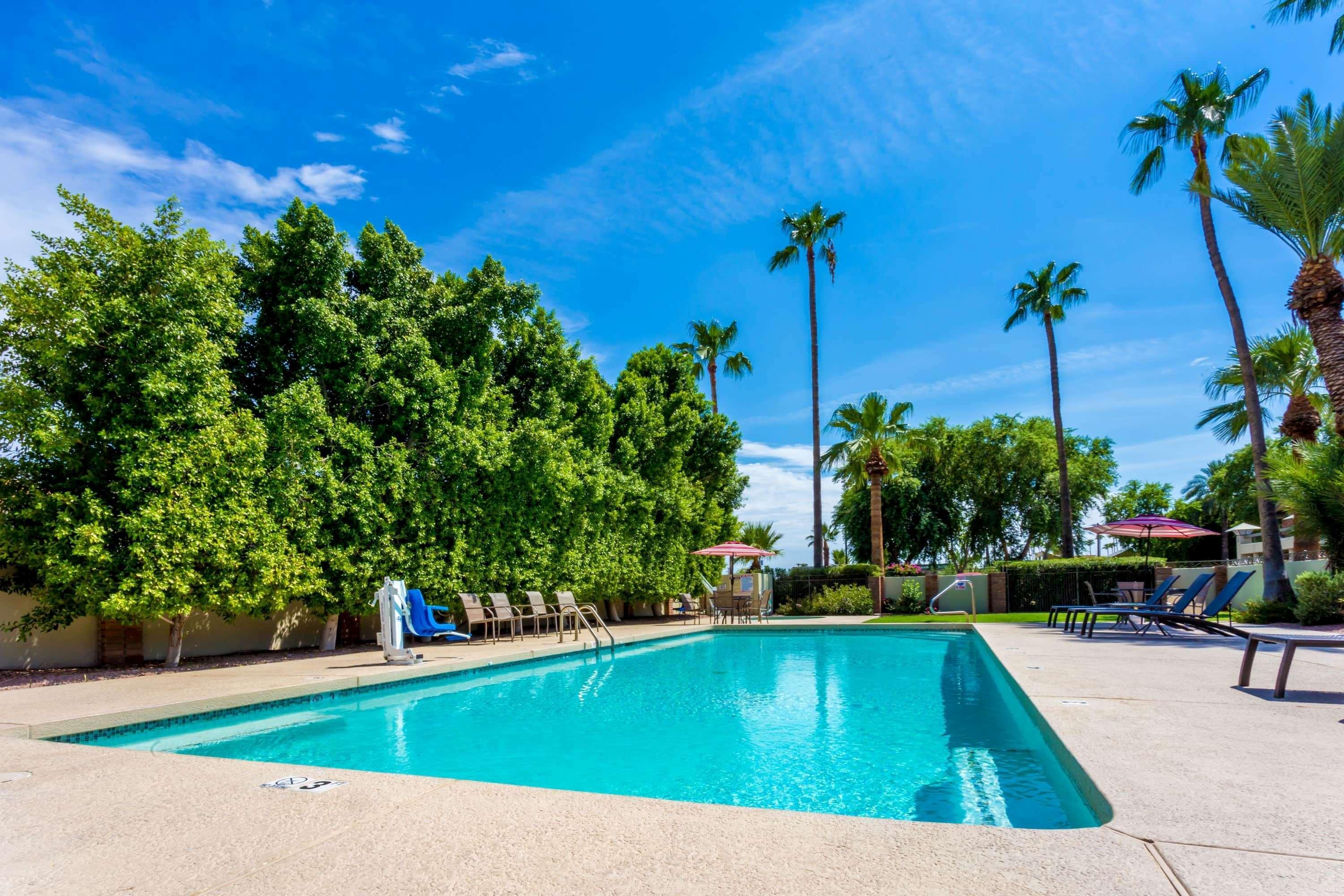 Howard Johnson By Wyndham Scottsdale Old Town Exterior foto